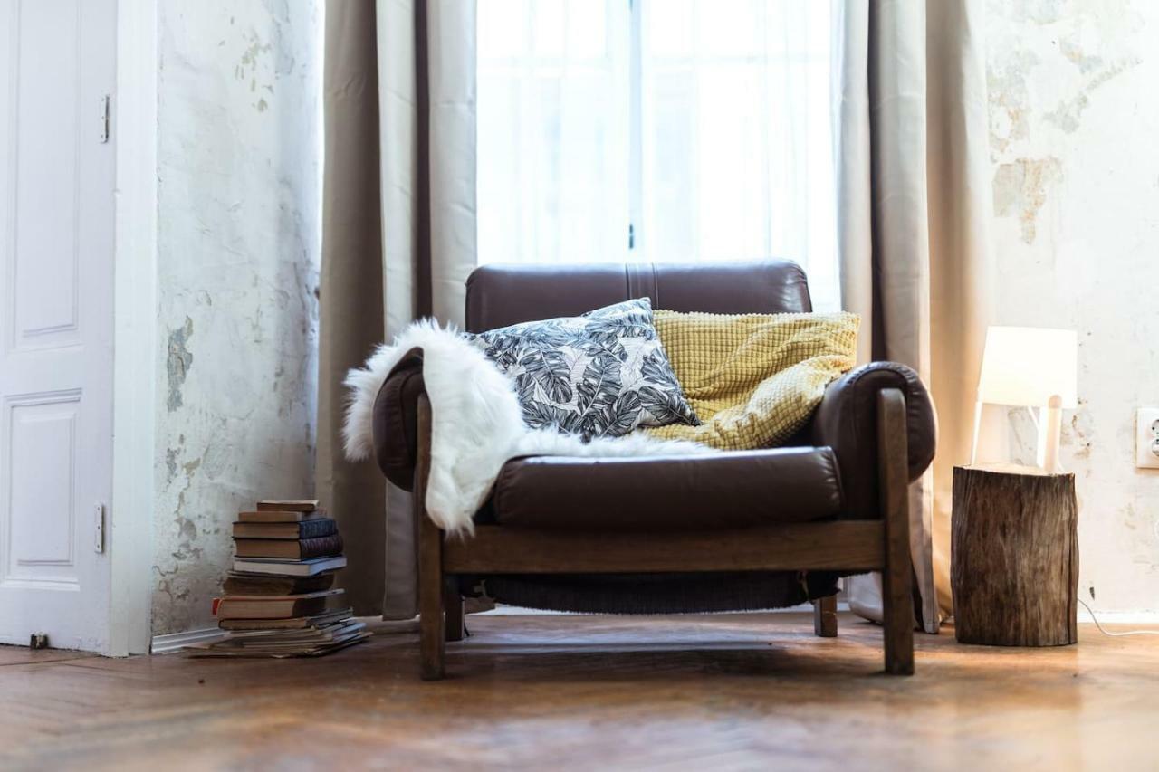 A Szoba Apartman Печ Екстериор снимка